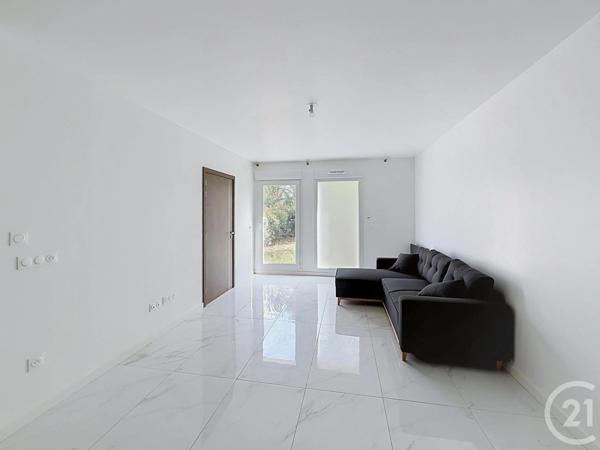 Appartement F2 à vendre  2 pièces - 48,16 m 2   STE GENEVIEVE DES BOIS  - 91