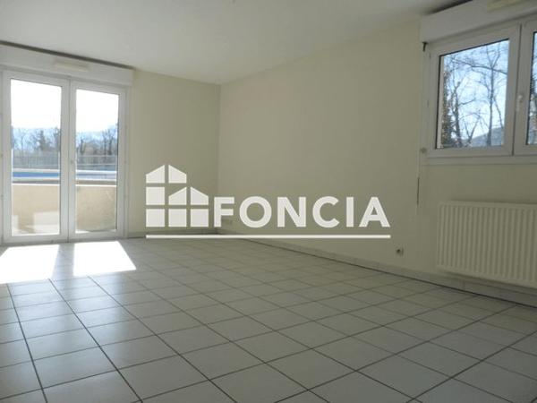 Location Appartement 2 pièces 50.06 m² - 11-13-15 RUE ANTOINE POLOTTI Saint Martin D'heres 38400