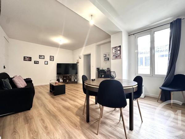 Immeuble à vendre  274 m 2   ANGERVILLE  - 91