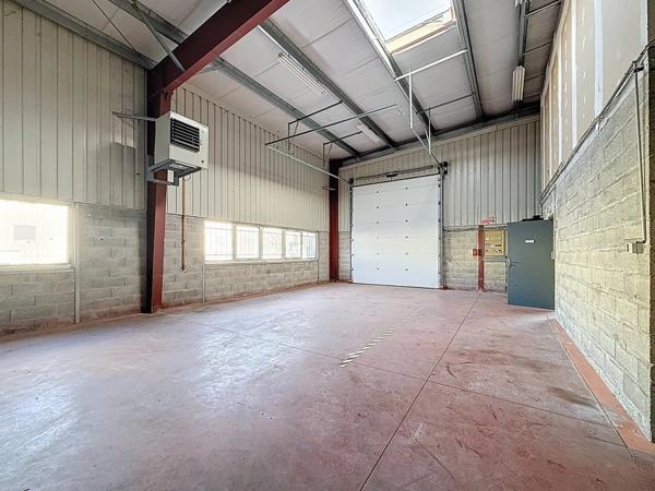Location Local commercial 3 pièces 244 m2 à Bourgoin-Jallieu