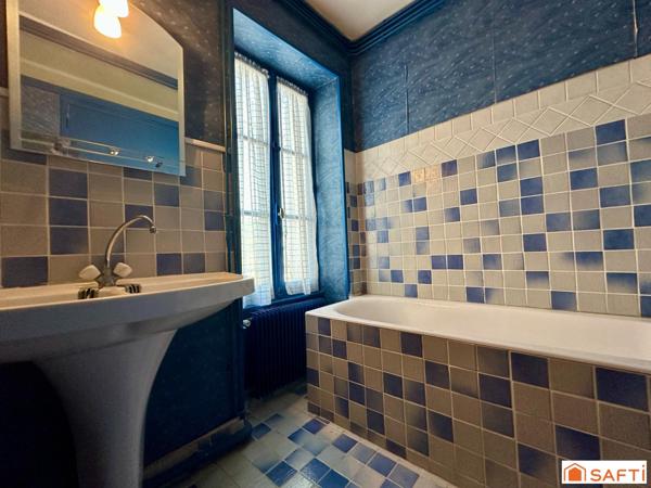 Maison centre ville de 247m2 avec jardin clos et arboré !