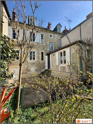 Maison centre ville de 247m2 avec jardin clos et arboré !