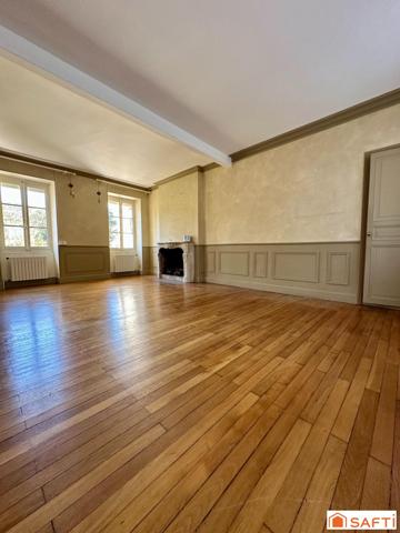 Maison centre ville de 247m2 avec jardin clos et arboré !