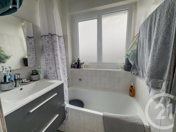 Appartement F3 à vendre  3 pièces - 51 m2 MASSY - 91