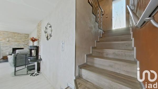 Maison à vendre 4 pièces 123 m² Bois-d'Amont