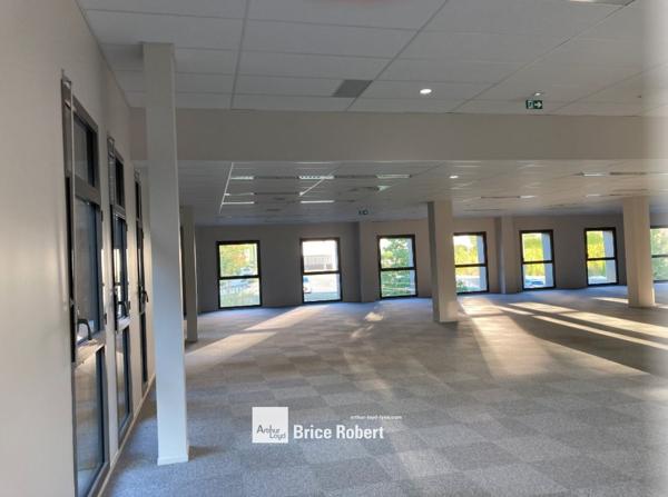 Bureaux à louer à Limonest dans WESTING environnement verdoyant et certifié HQE