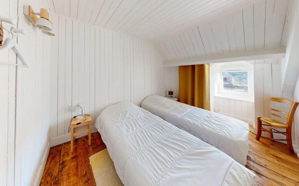 Maison à vendre    4 pièces •  Omonville-la-Rogue