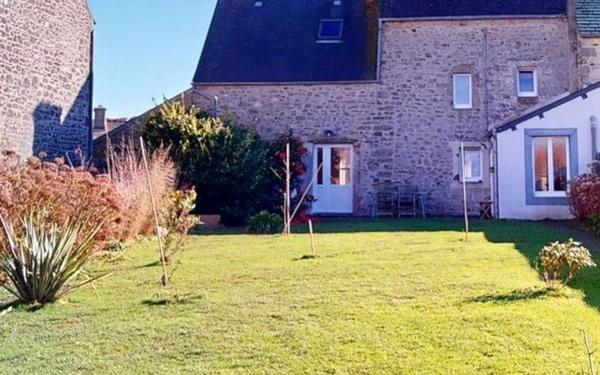 Maison à vendre    4 pièces •  Omonville-la-Rogue