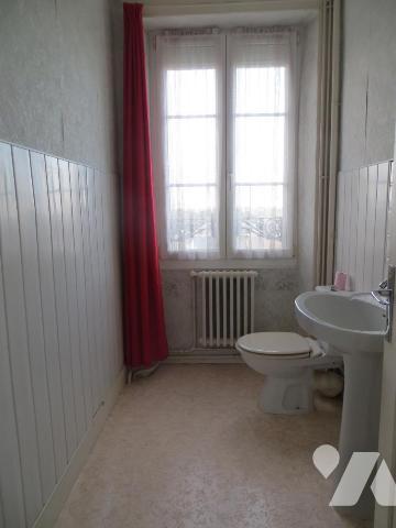 EXCLUSIVITE - SAINT-SEVER CALVADOS - MAISON DE VILLE AVEC CACHET 