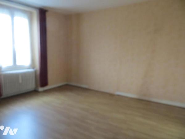 EXCLUSIVITE - SAINT-SEVER CALVADOS - MAISON DE VILLE AVEC CACHET 