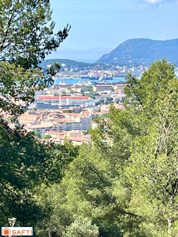 Spacieuse villa dans un cadre idyllique au Mont faron