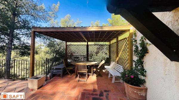 Spacieuse villa dans un cadre idyllique au Mont faron