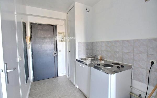 Appartement à vendre    1 pièce • 22,83 m2 Grigny