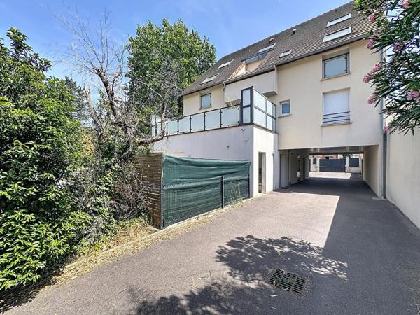 Duplex récent de standing  Climatisation Deux balcons  petite copropriété Faibles charges