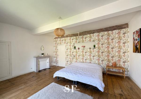 Maison 6 pièce(s) 5 chambre(s) 255.94 m²