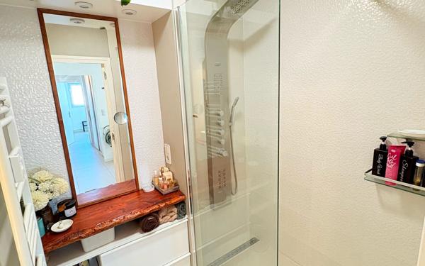 Appartement à vendre    4 pièces • 79,50 m2 Lyon 7