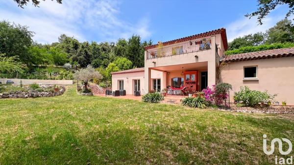 Maison à vendre 6 pièces 148 m² Roquefort-les-Pins