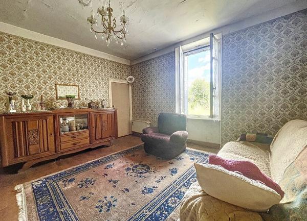 Maison à vendre    5 pièces •  Montluçon