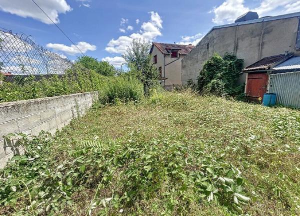 Maison à vendre    5 pièces •  Montluçon