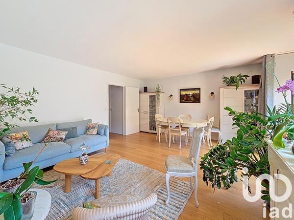 Appartement à vendre 5 pièces 106 m² Suresnes