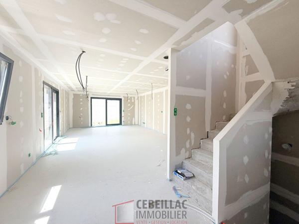 Villa 5 pièce(s) 3 chambre(s) 110.95 m²