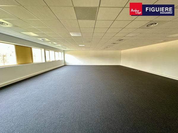BUREAUX NEUFS À LOUER À ROUSSET