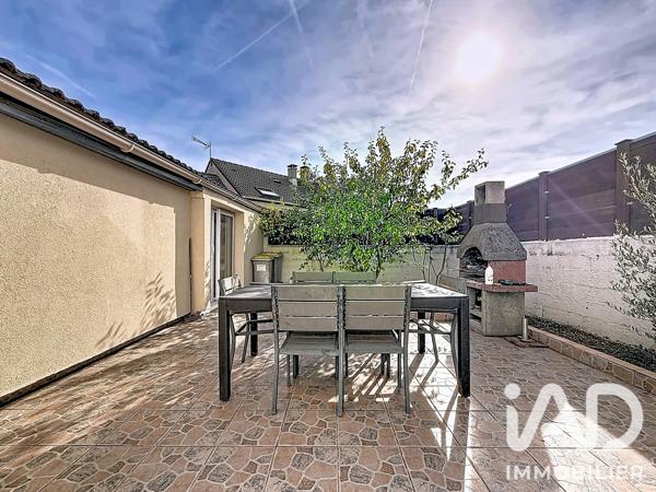 Maison à vendre 5 pièces 117 m² Les Mureaux