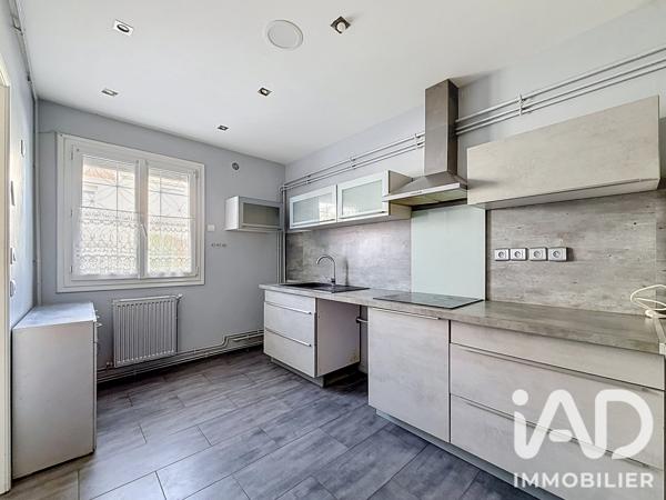 Maison à vendre 5 pièces 117 m² Les Mureaux