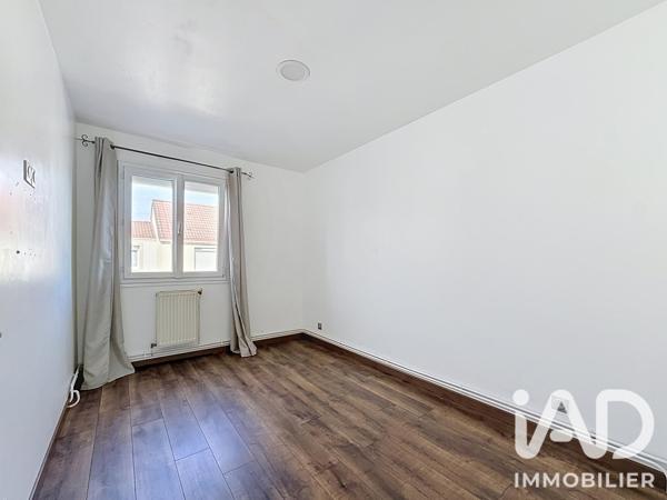 Maison à vendre 5 pièces 117 m² Les Mureaux