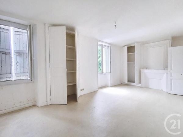 Immeuble à vendre  227,99 m2 CONDOM - 32