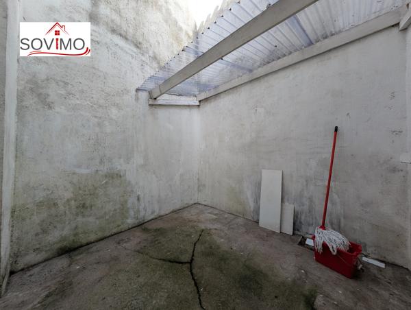 MAISON DE BOURG, 2 CH, COUR