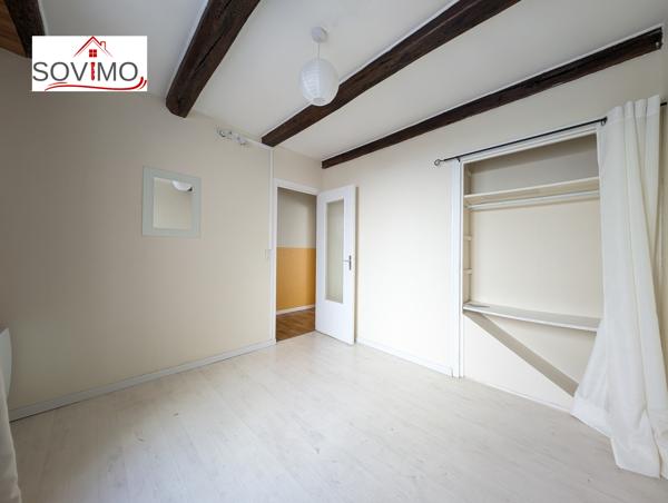 MAISON DE BOURG, 2 CH, COUR