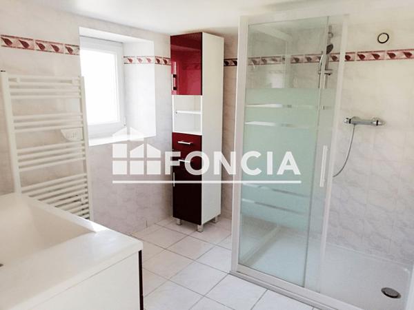 Location Maison 2 pièces 63.38 m² - 8 RUE DES SPORTS La Lande Patry 61100