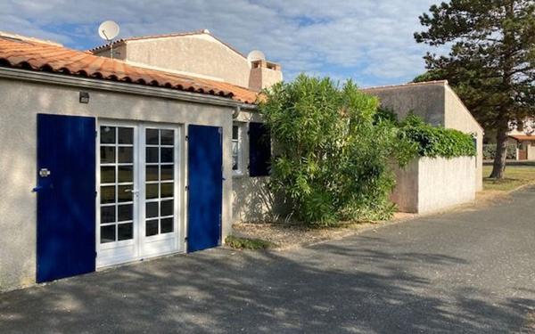 Maison à vendre    3 pièces •  Saint-Georges-d'Oléron