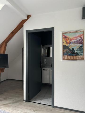 BAR TABAC HOTEL RESTAURANT DANS LES PYRENEES (64)