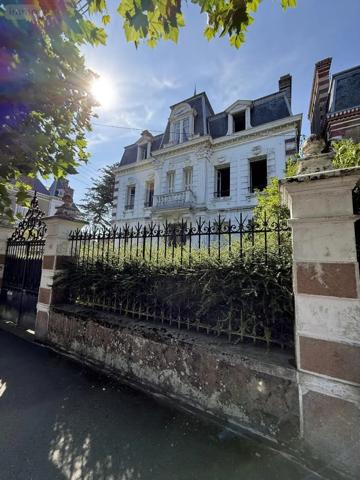 Achat - Maison Saint-Malo 35400 11 pièces 318 m 2 1136 m 2