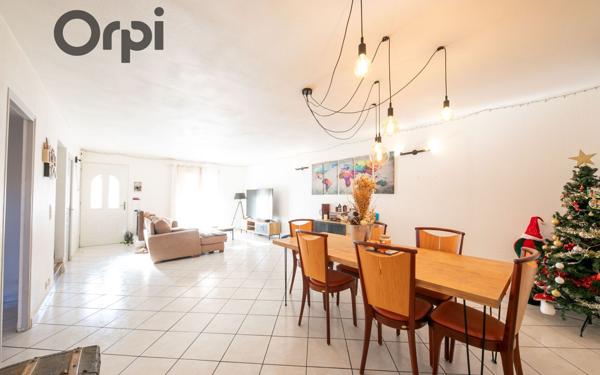 Maison à vendre    4 pièces •  Saint-Hippolyte