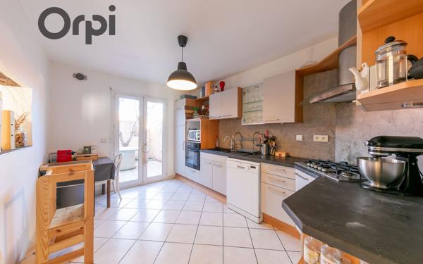 Maison à vendre    4 pièces •  Saint-Hippolyte