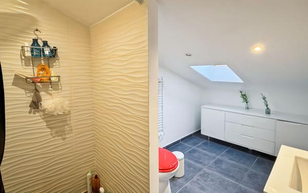 Maison à louer    3 pièces • 59,22 m2 Marseille 9