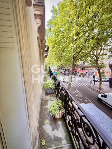 Appartement Paris 4 pièce(s) 79.5 m2