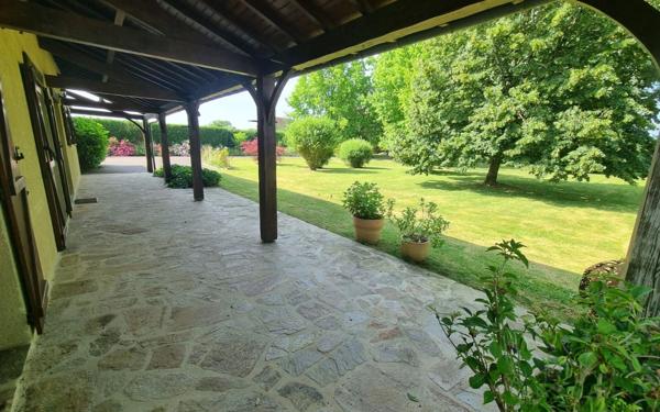 Maison à vendre    5 pièces • 207 m2 Glandon