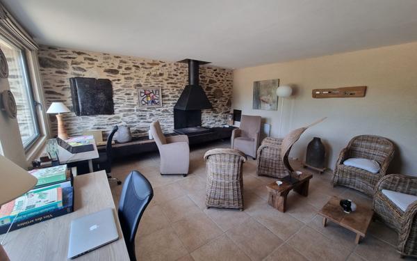 Maison à vendre    4 pièces • 144 m2 Coussac-Bonneval