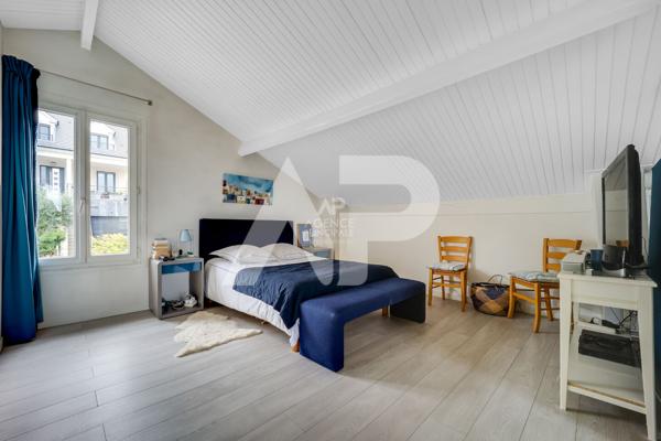 SEVRES RIVE GAUCHE - MAISON DE CHARME 1 295 000 € **  - Référence  580-S
