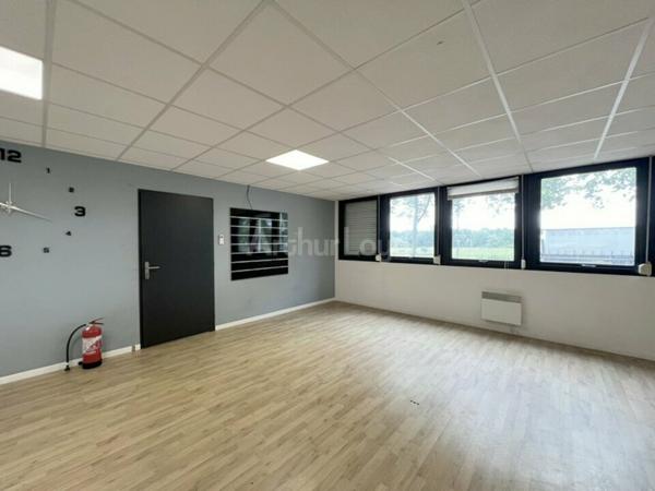 BUREAUX à LOUER de 145 m²