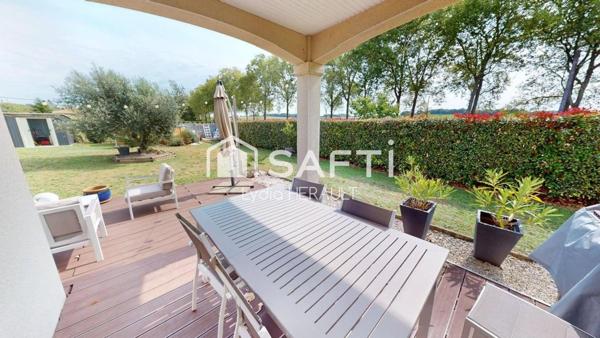 À Vars, Maison familiale plain pied récente alliant confort moderne, économies d’énergie et proximité immédiate de toutes commodités !