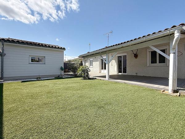 SOUS COMPROMIS - Maison de plain pied, lumineuse, 3 chambres, garage et jardin -  112 m2