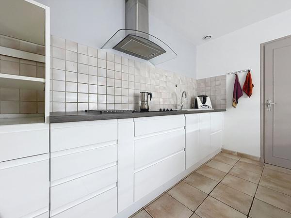 SOUS COMPROMIS - Maison de plain pied, lumineuse, 3 chambres, garage et jardin -  112 m2