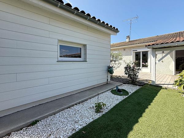 SOUS COMPROMIS - Maison de plain pied, lumineuse, 3 chambres, garage et jardin -  112 m2