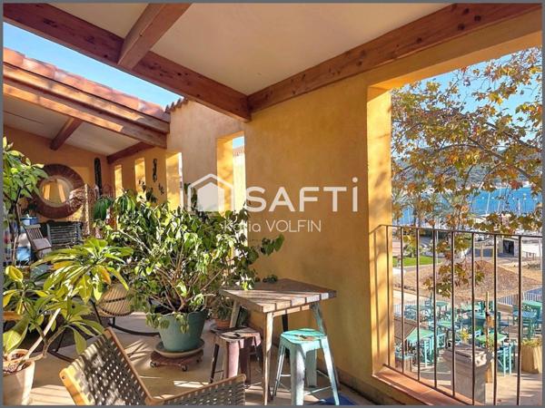 Saint cyr 120M2( 98 carrez )vue panoramique port