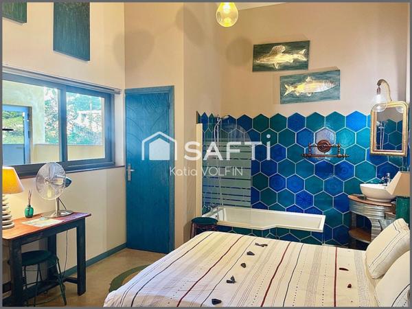 Saint cyr 120M2( 98 carrez )vue panoramique port